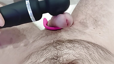 New service in massage parlor: masturbation with vibrators guarantees a bright finish