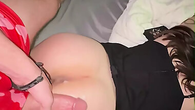 Cheating teens dick appointment arrives and instantly starts to facefuck