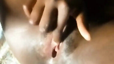 Young Ugandan Girl Masturbating Herself Part 1