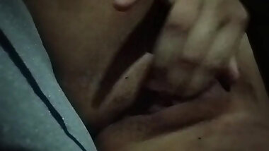Fingering her pussy and show boobs