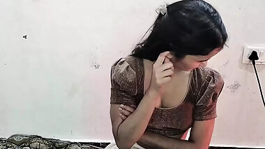 Aunty ka big boobs daba daba kar pela
