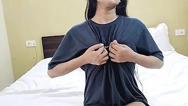 Cute step sister ko nanga karke bathroom me pel diya