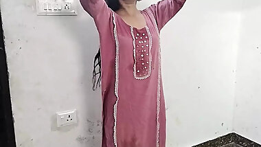 Indian college girl ko paise dekar jabar dasti pela