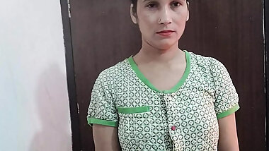 School girl ka uniform utaar kar hotel me jabar dasti pela
