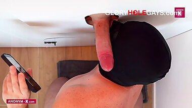 The hottest gloryhole in Zurich - nonstop action