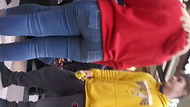 Young pawg in some tight tight skin tight jeans LOOK