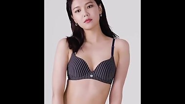 Girls' Generation's Sooyoung In A Sexy Bra