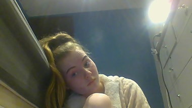 Young Girl Hacked Webcam Preview